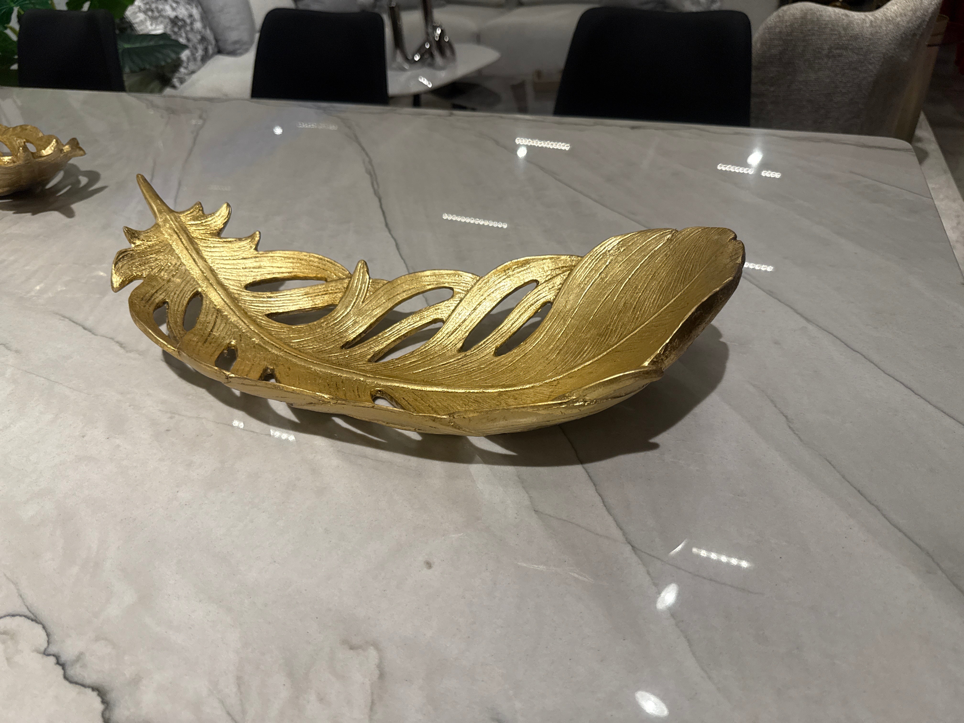 PLUMA GRANDE HOJA ORO