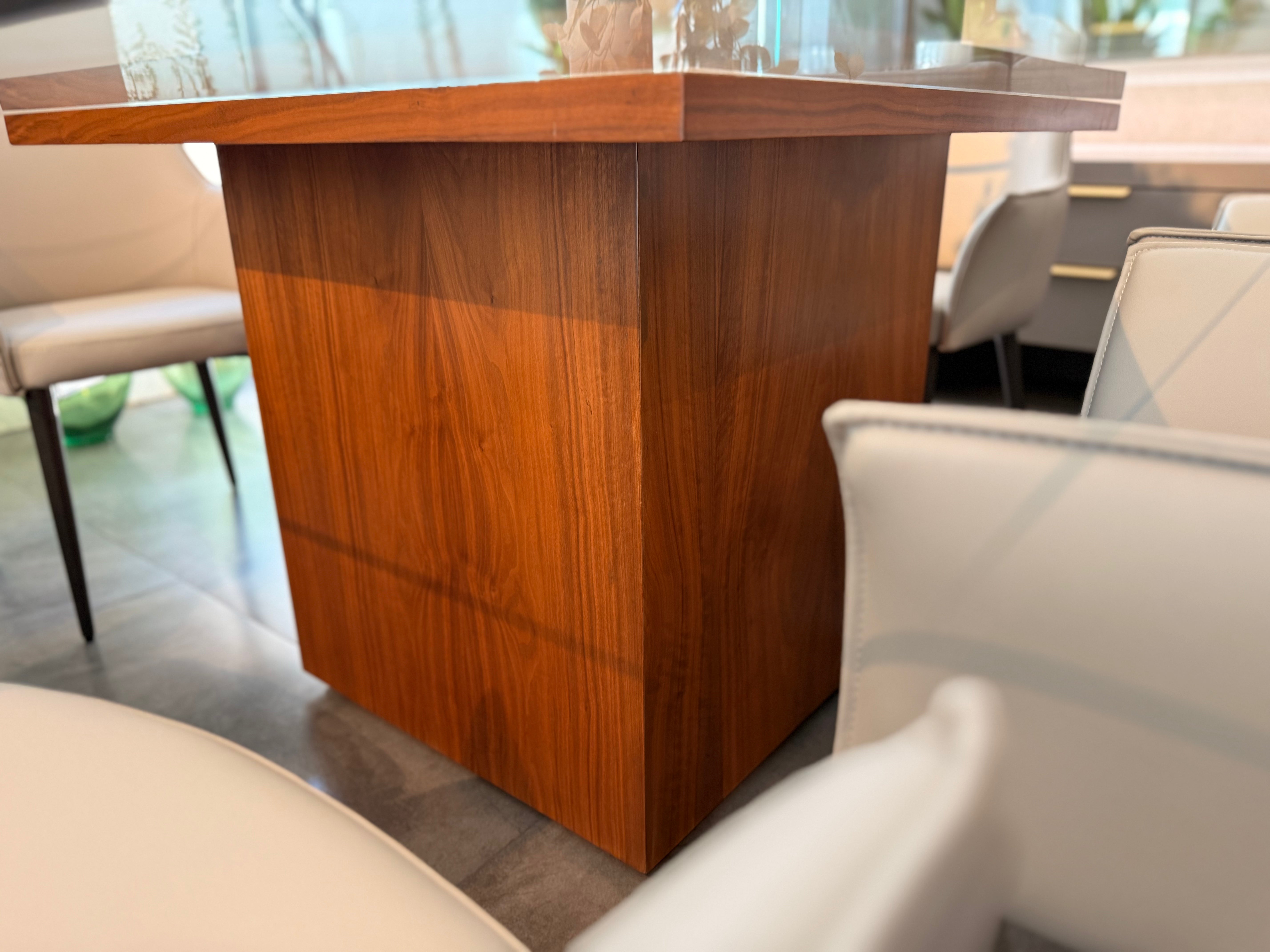 Base de comedor cuadrada