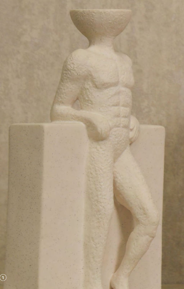 FIGURA MILO