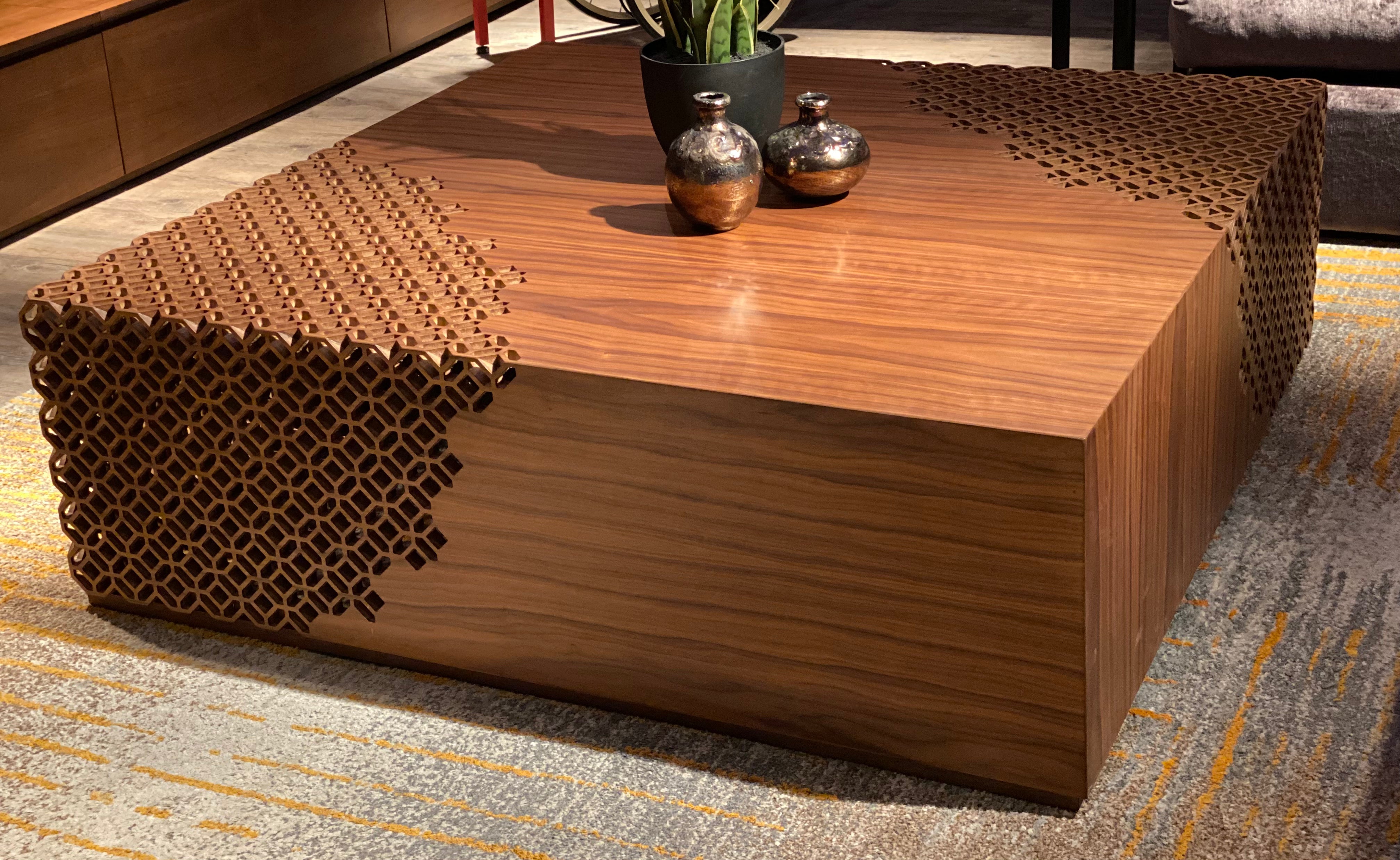 Mesa de Sala Perforada